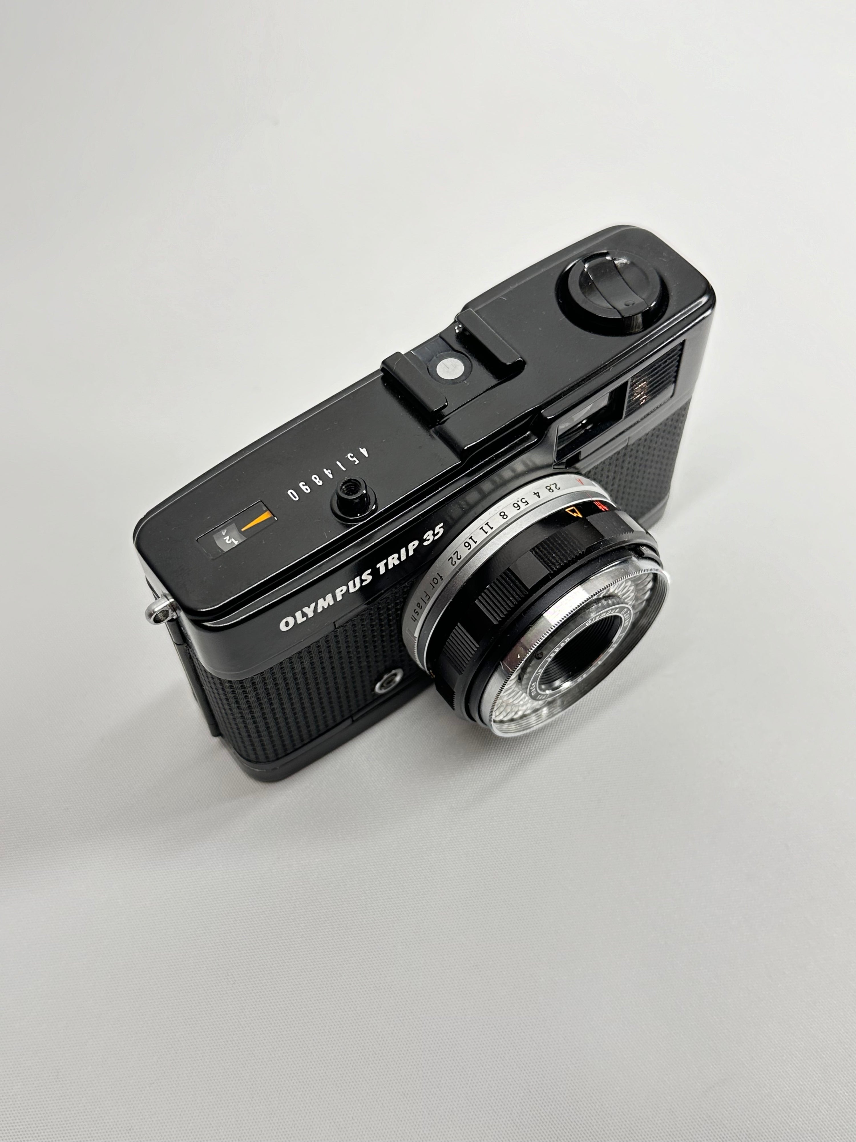 Olympus Trip Black