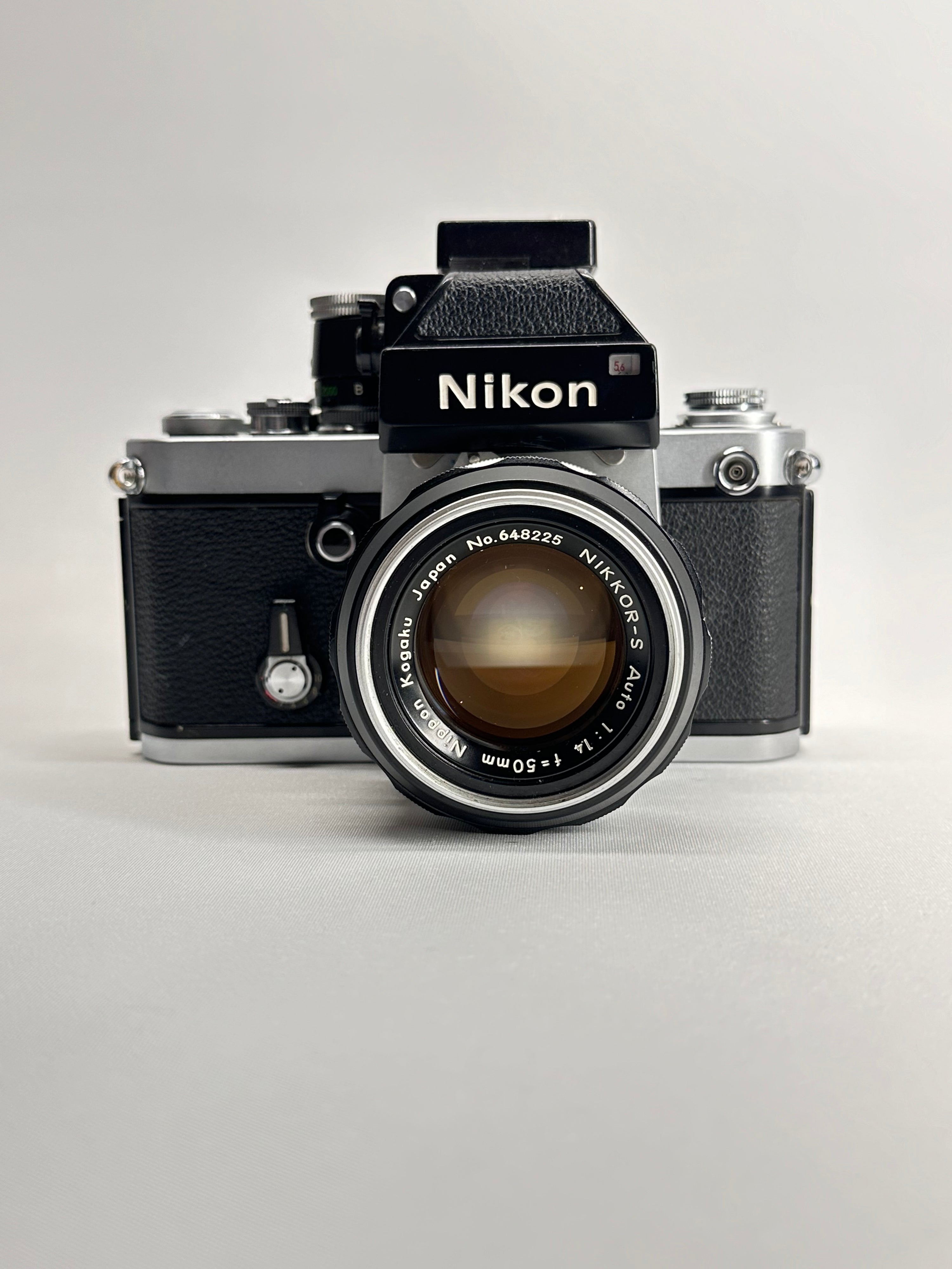 Nikon F2 w/ Photomic Prism