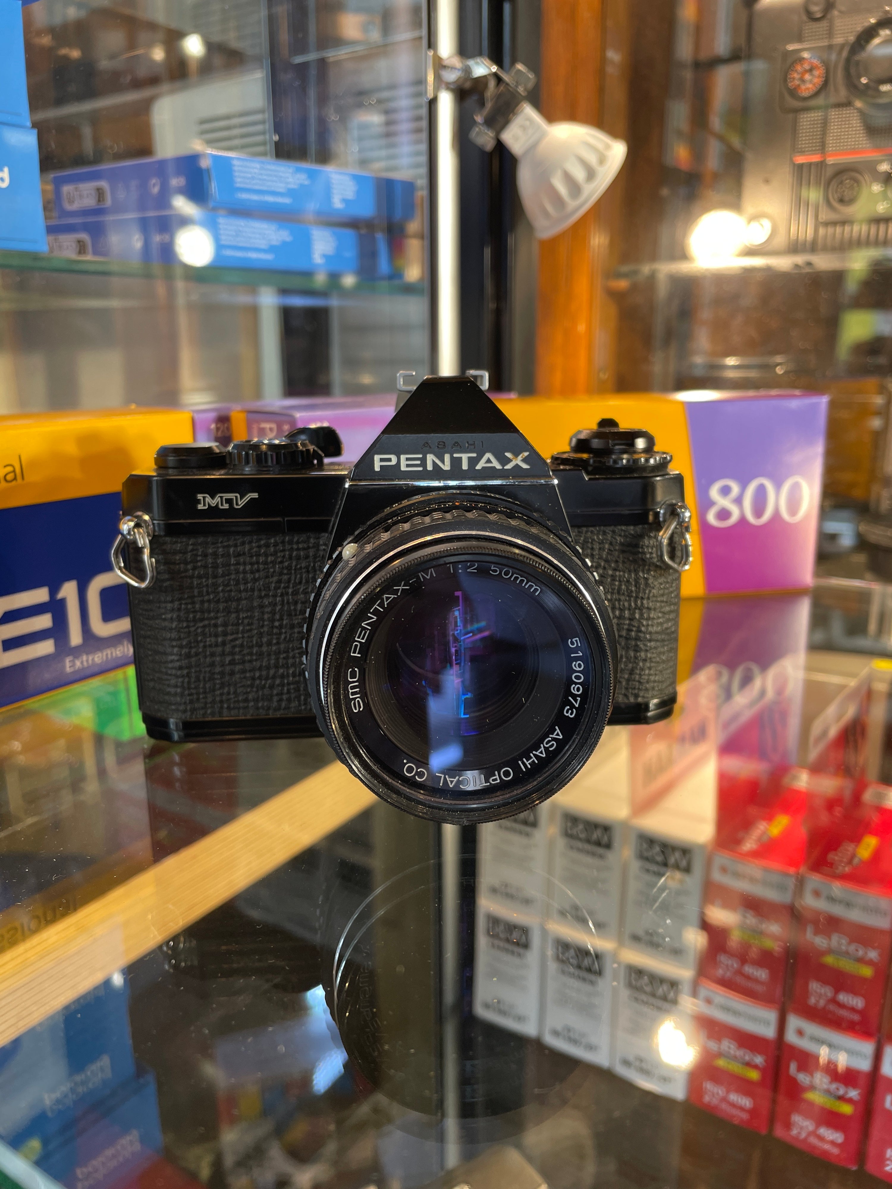 Pentax MV + SMC Pentax 50mm f2