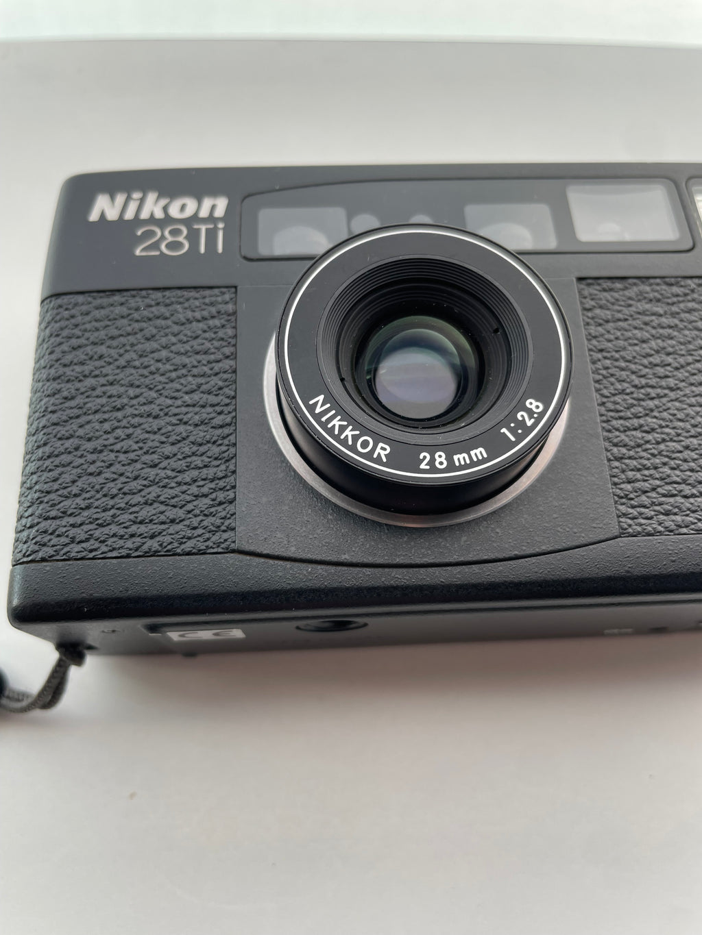 Iconic Nikon 28Ti Black