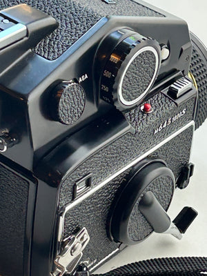 Mamiya 645 1000S camera kit