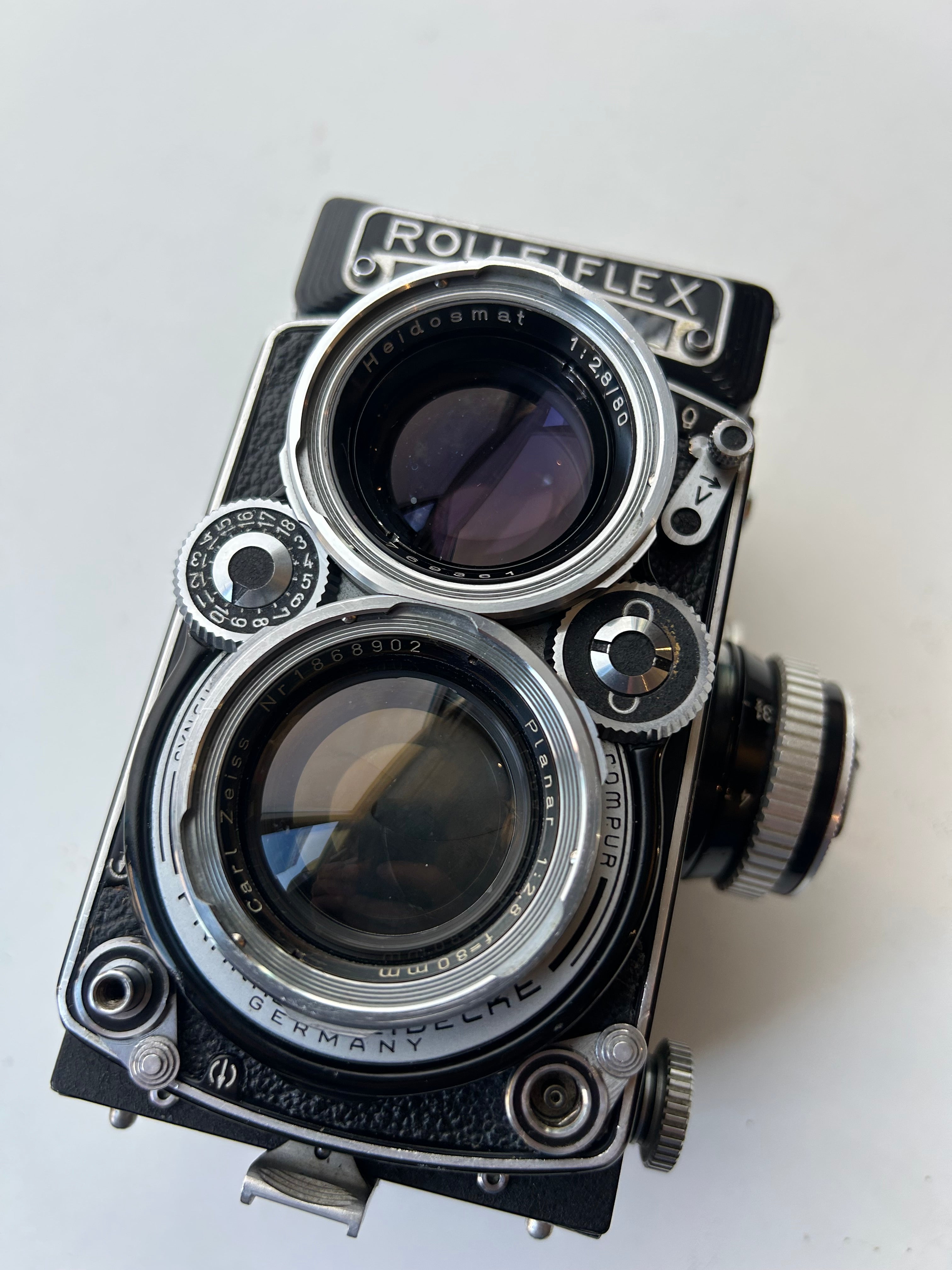 Rolleiflex 2.8 E Planar in excellent condition