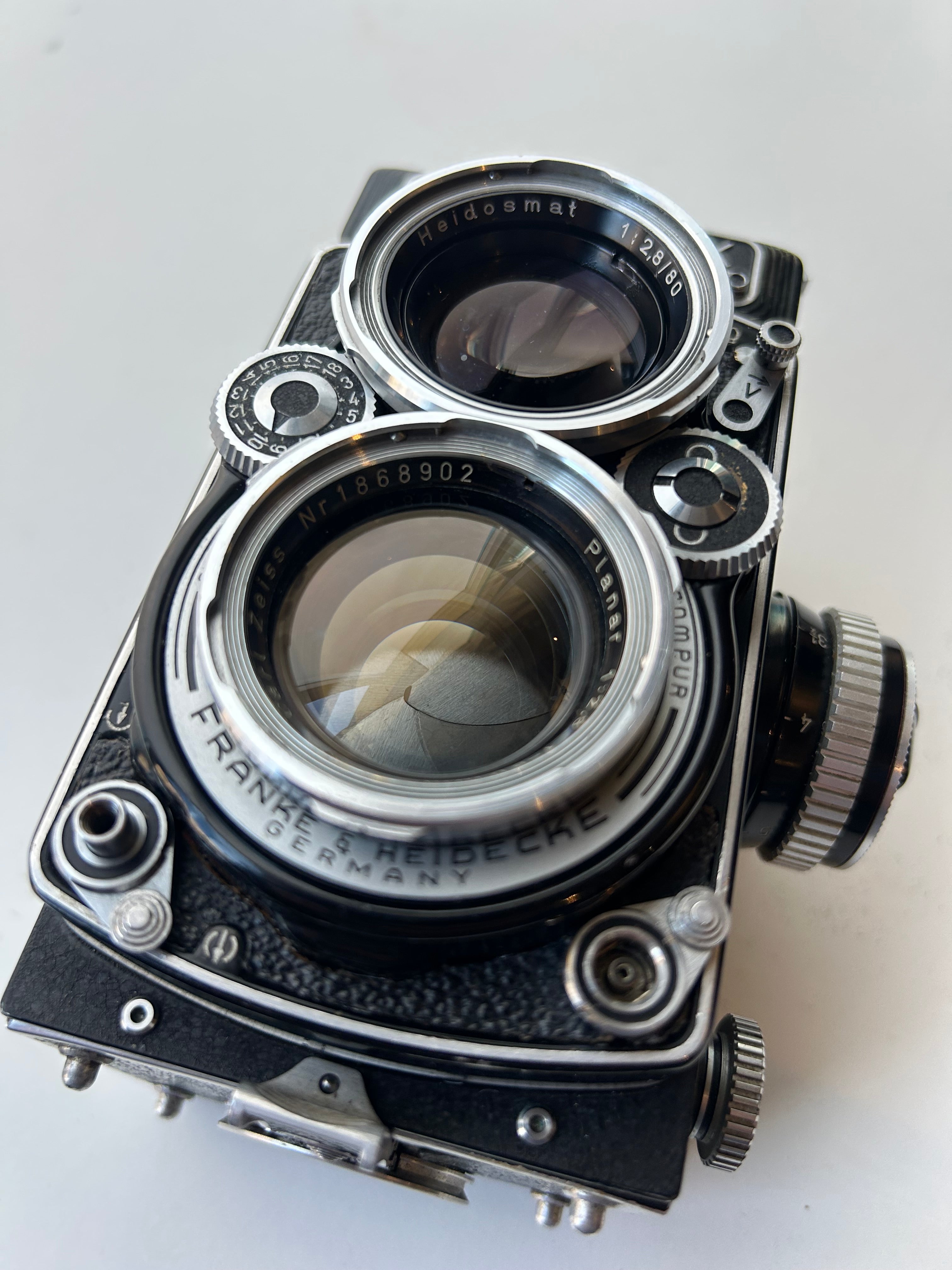 Rolleiflex 2.8 E Planar in excellent condition