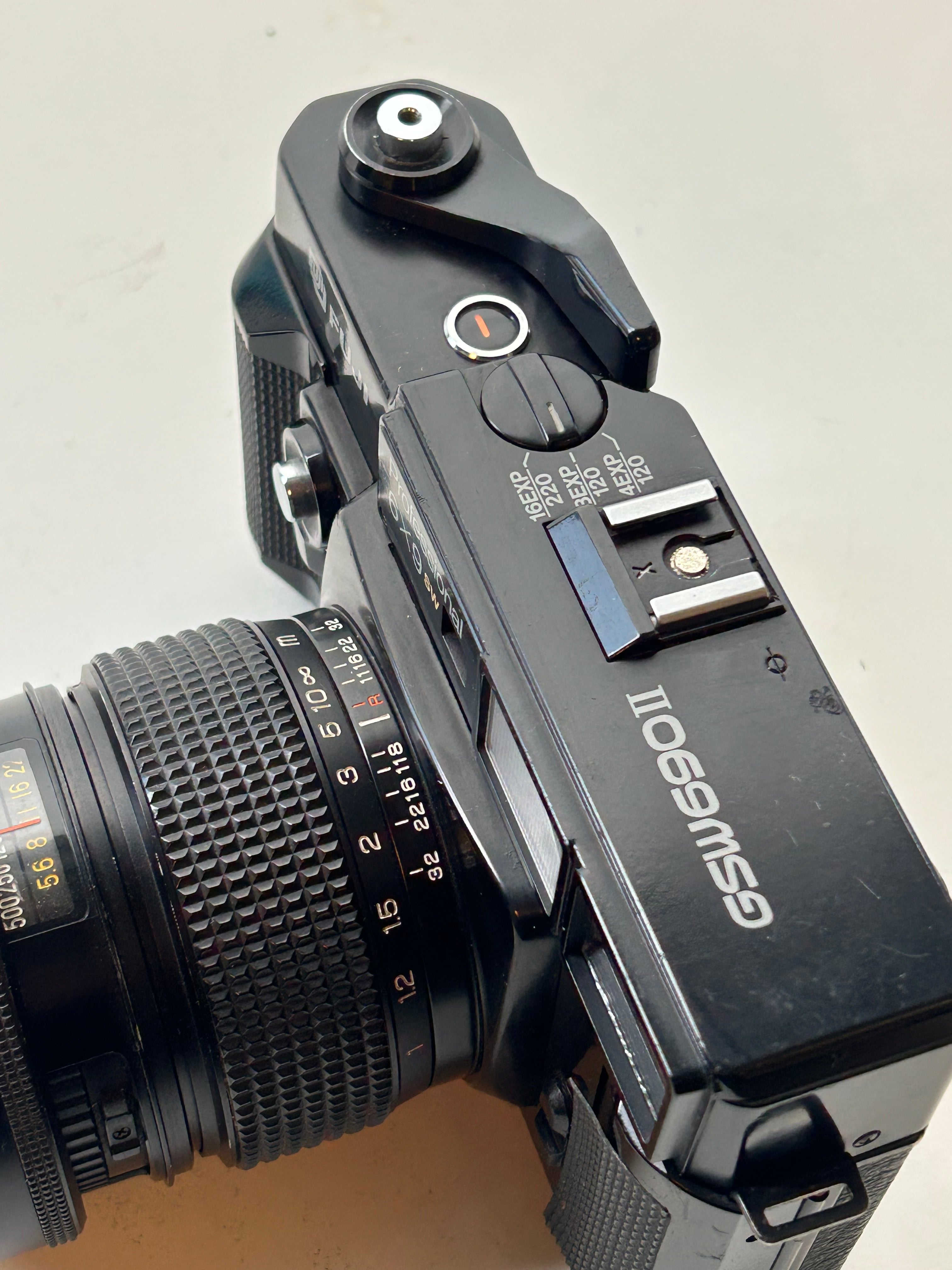 Fuji GSW690ii 65mm "Texas Leica"