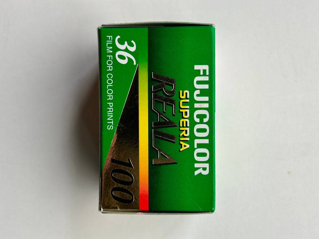 FujiColor Reala 100 expired 2006