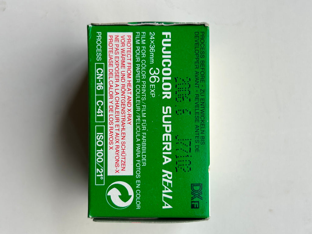 FujiColor Reala 100 expired 2006